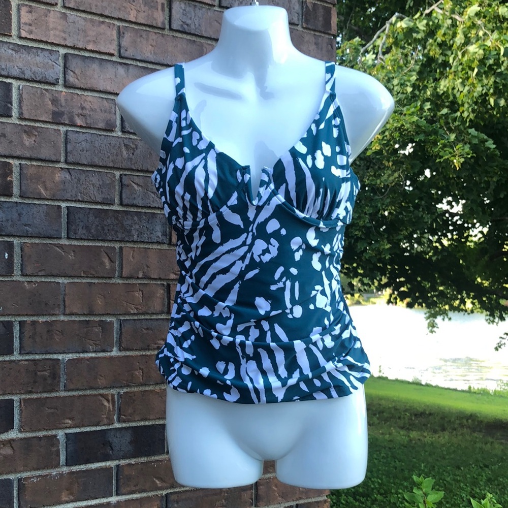 Green and White Printed Women’s Tankini
